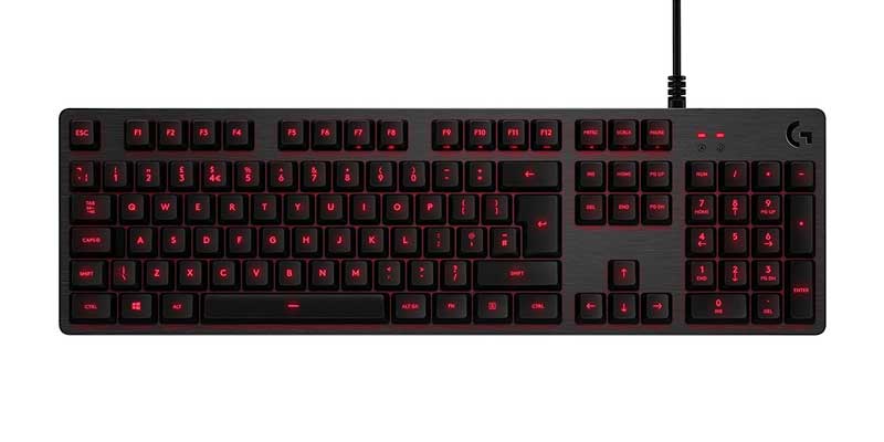 Tastiera da gaming nera con luci rosse