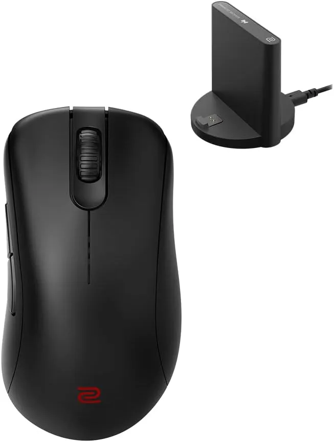 Immagine del mouse da gaming wireless ZOWIE EC-CW, noto per il suo sensore ad alta precisione e la bassa latenza, ideale per il gioco competitivo.