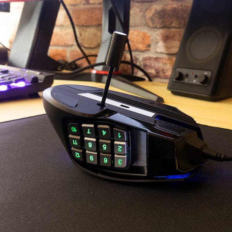 Corsair Scimitar RGB Elite - Recensione - Gamers Arsenal