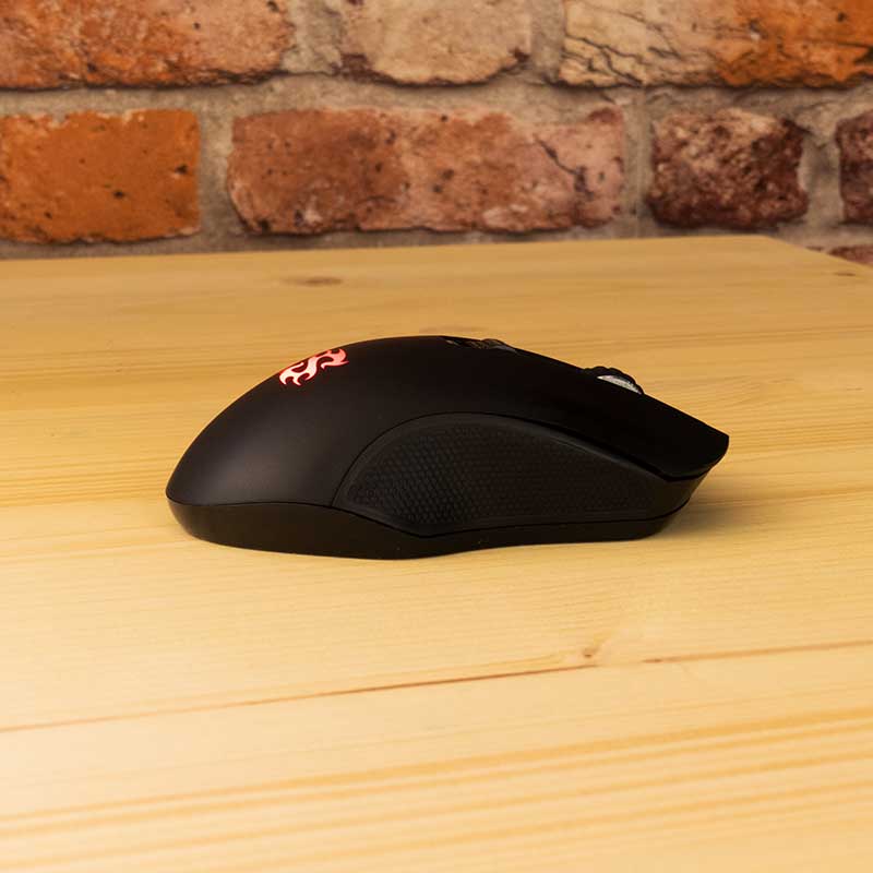 Mouse gaming wireless Sharkoon SGM3 lato sinistro
