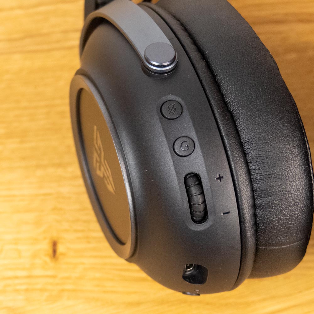 Fantech Orbita WHG07: recensione 10 Controlli audio cuffie