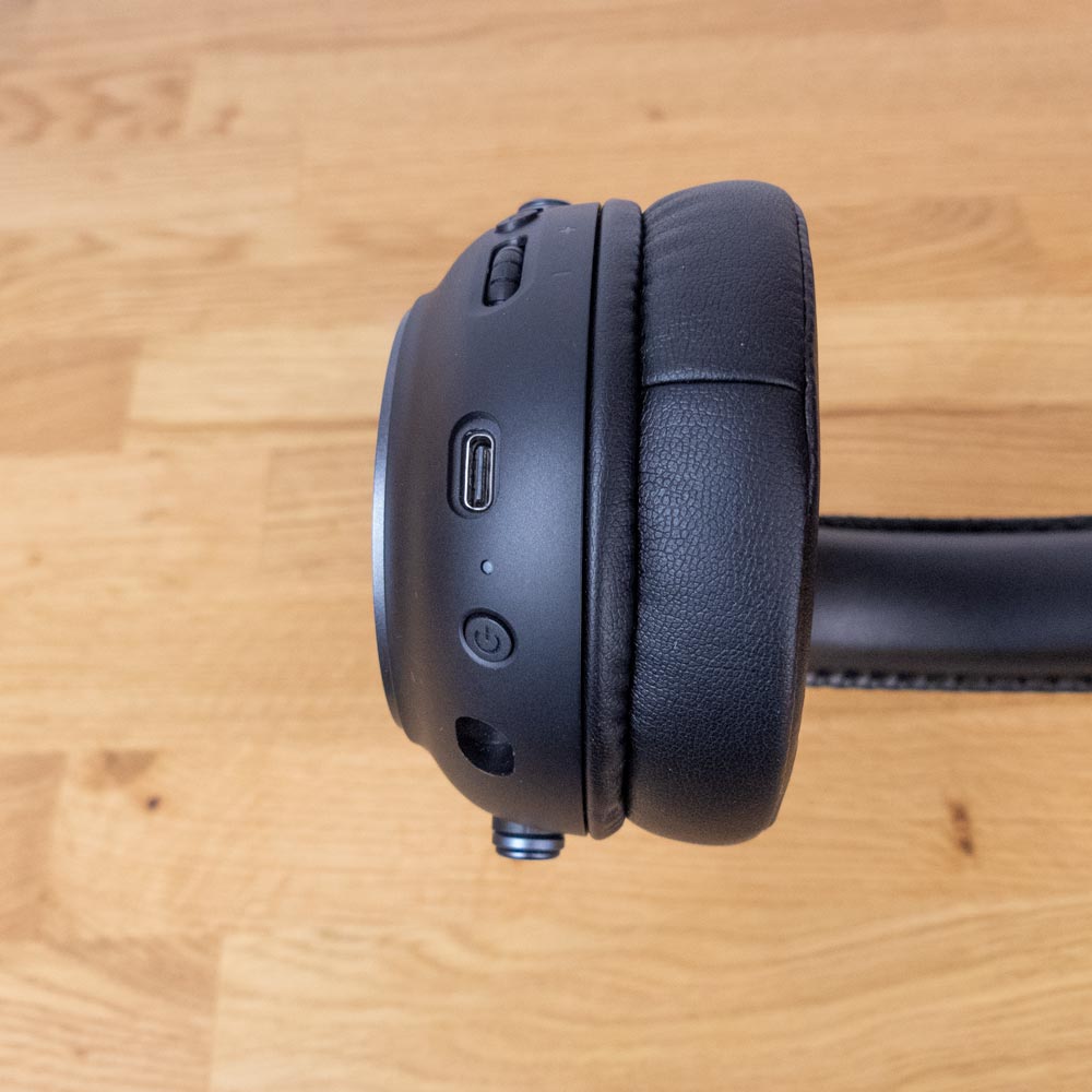 Fantech Orbita WHG07: recensione 11 Connessione e pulsante di spegnimento